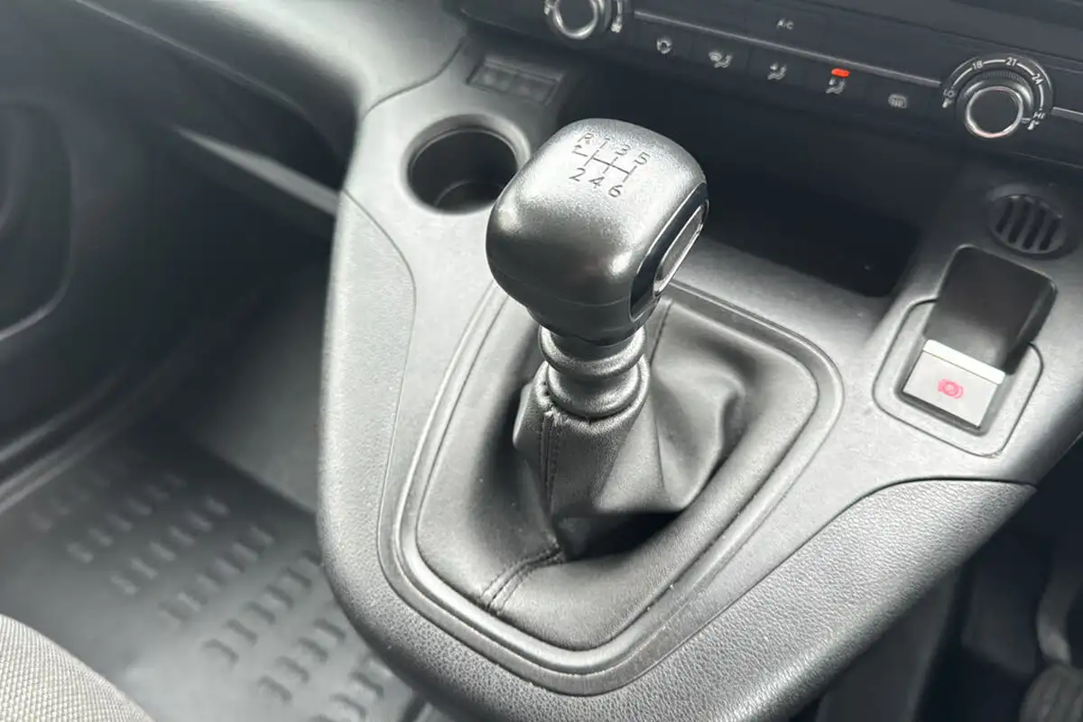 2022-peugeot-partner-15-bluehdi-1000-professional-premium-100pseu6d-big-10