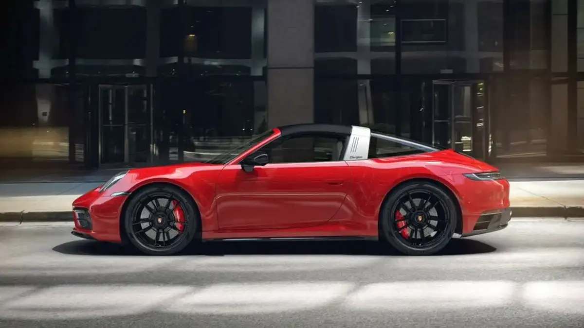 2022-porsche-911-30-targa-4-gts-big-6