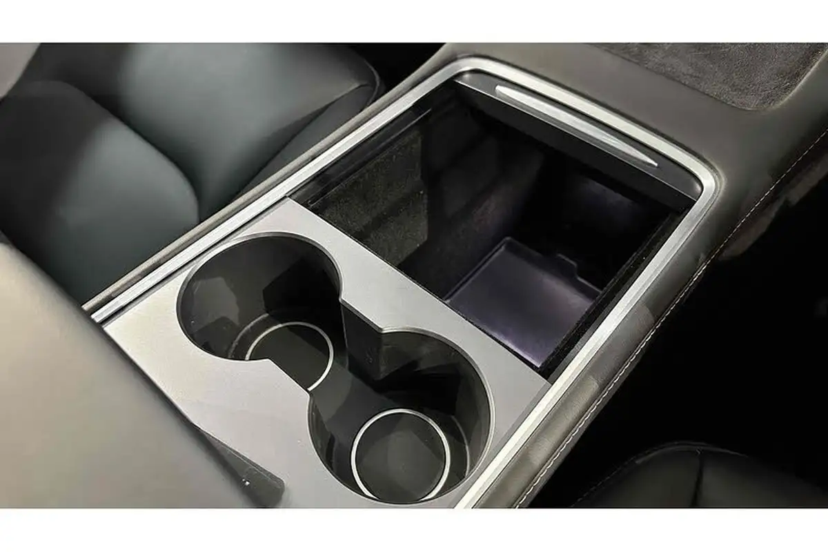 2023-tesla-model-y-e-rwd-big-46