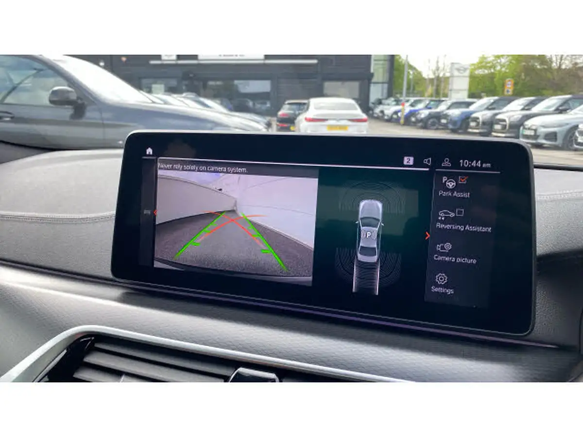 2022-bmw-5-series-20-530e-m-sport-saloon-4d-big-38