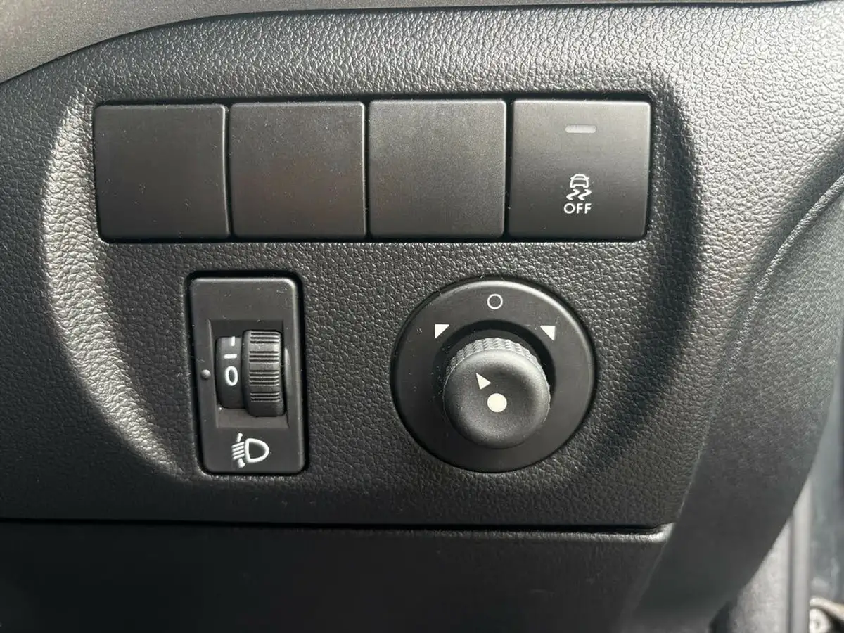 2016-citroen-berlingo-16bluehdi-multispace-feel-edition-100ps-big-30