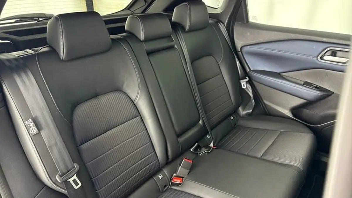 2022-nissan-qashqai-13-dig-t-tekna-140ps-big-26