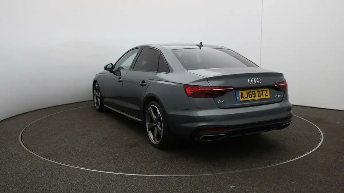2020-audi-a4-20-35-tfsi-black-edition-s-tronic-big-55