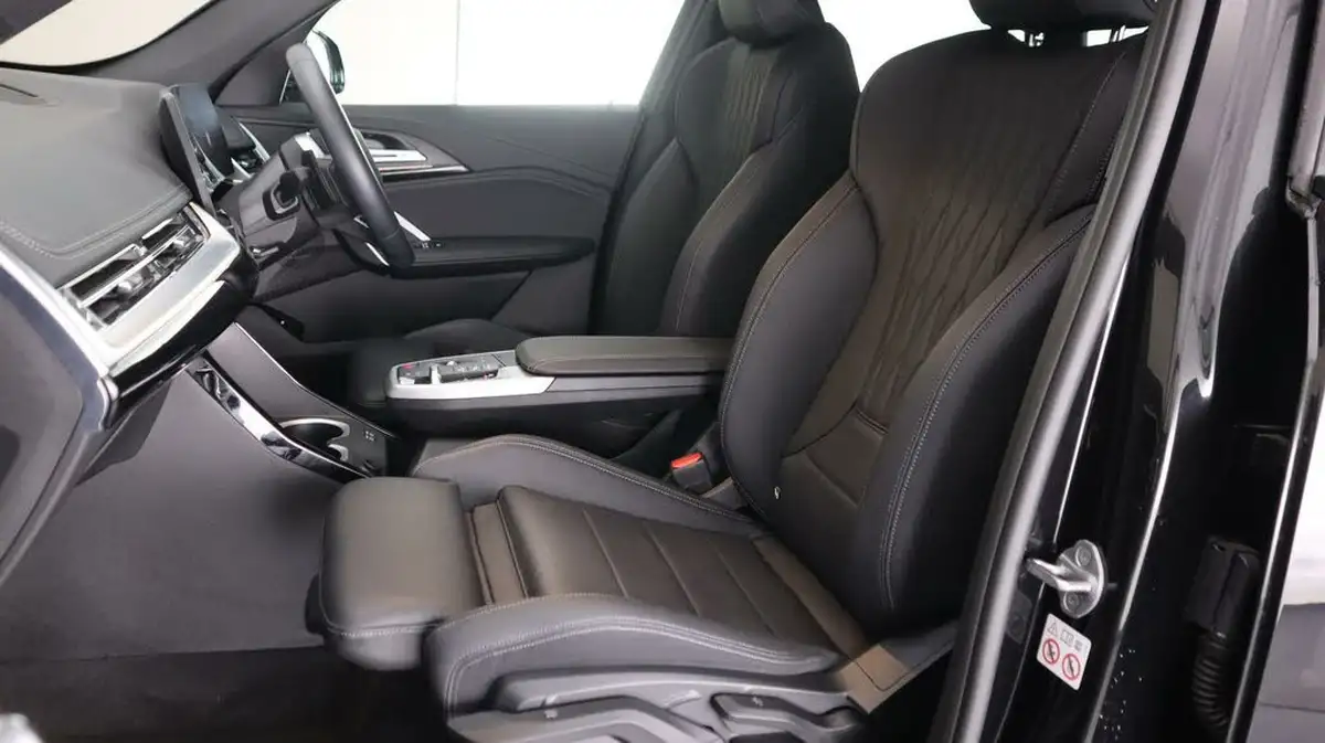 2022-bmw-x1-20td-sdrive-18d-m-sport-premier-big-14