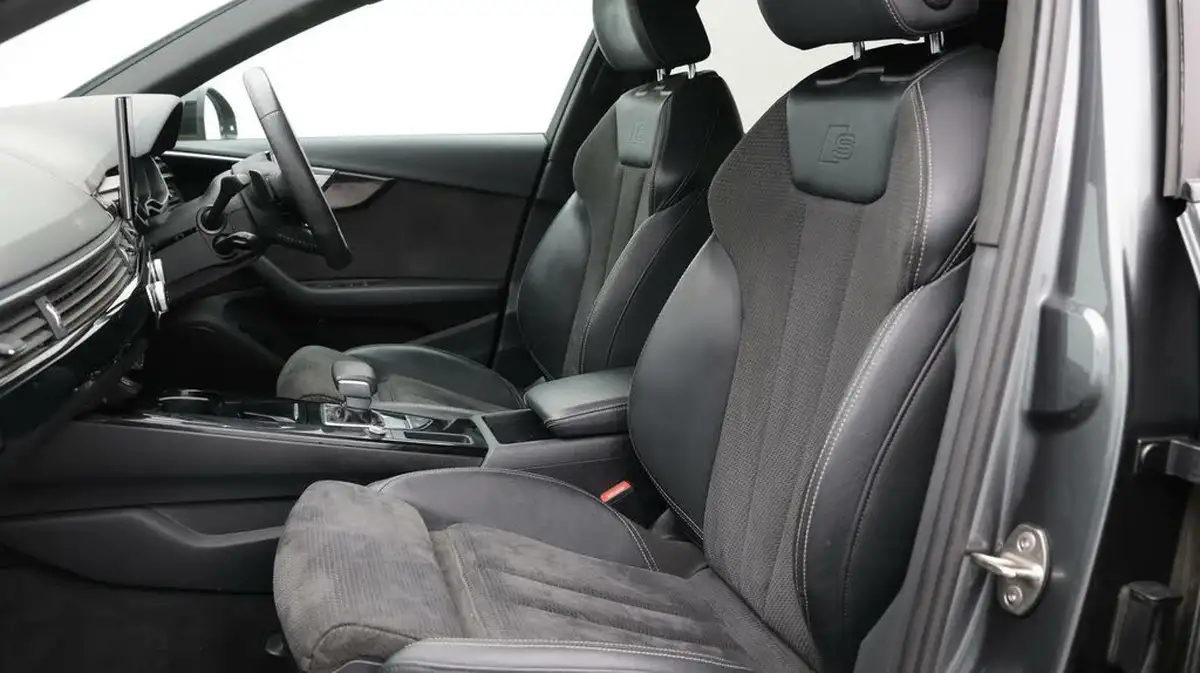 2020-audi-a4-20-35-tfsi-black-edition-s-tronic-big-14