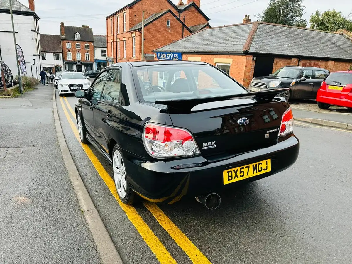 2007-subaru-impreza-25-wrx-saloon-4d-big-9