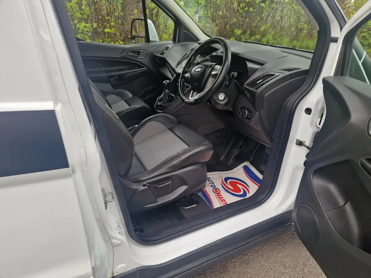 2015-ford-transit-connect-16tdci-l1-200-panel-big-17