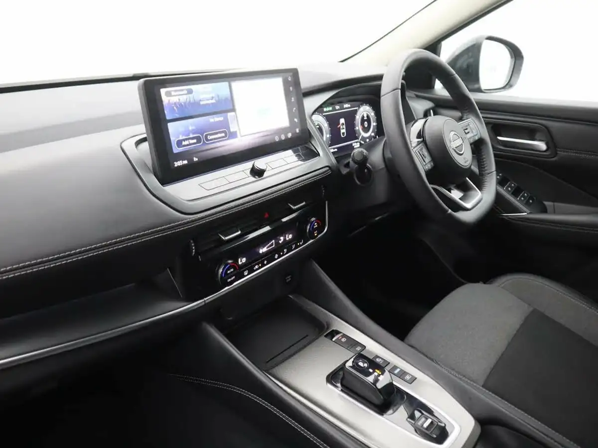 2024-nissan-qashqai-15-n-connecta-glass-roof-pack-big-8