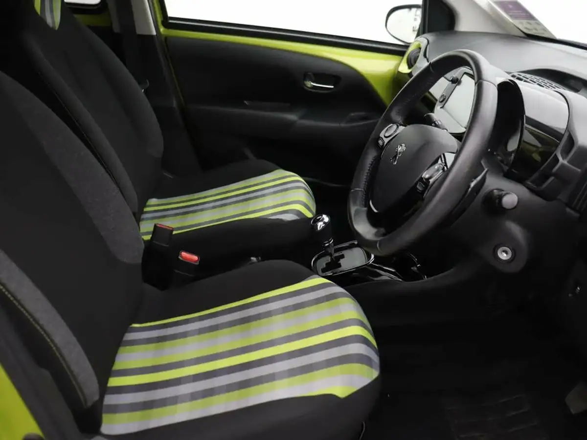 2019-peugeot-108-10-collection-top-2-tronic-big-12
