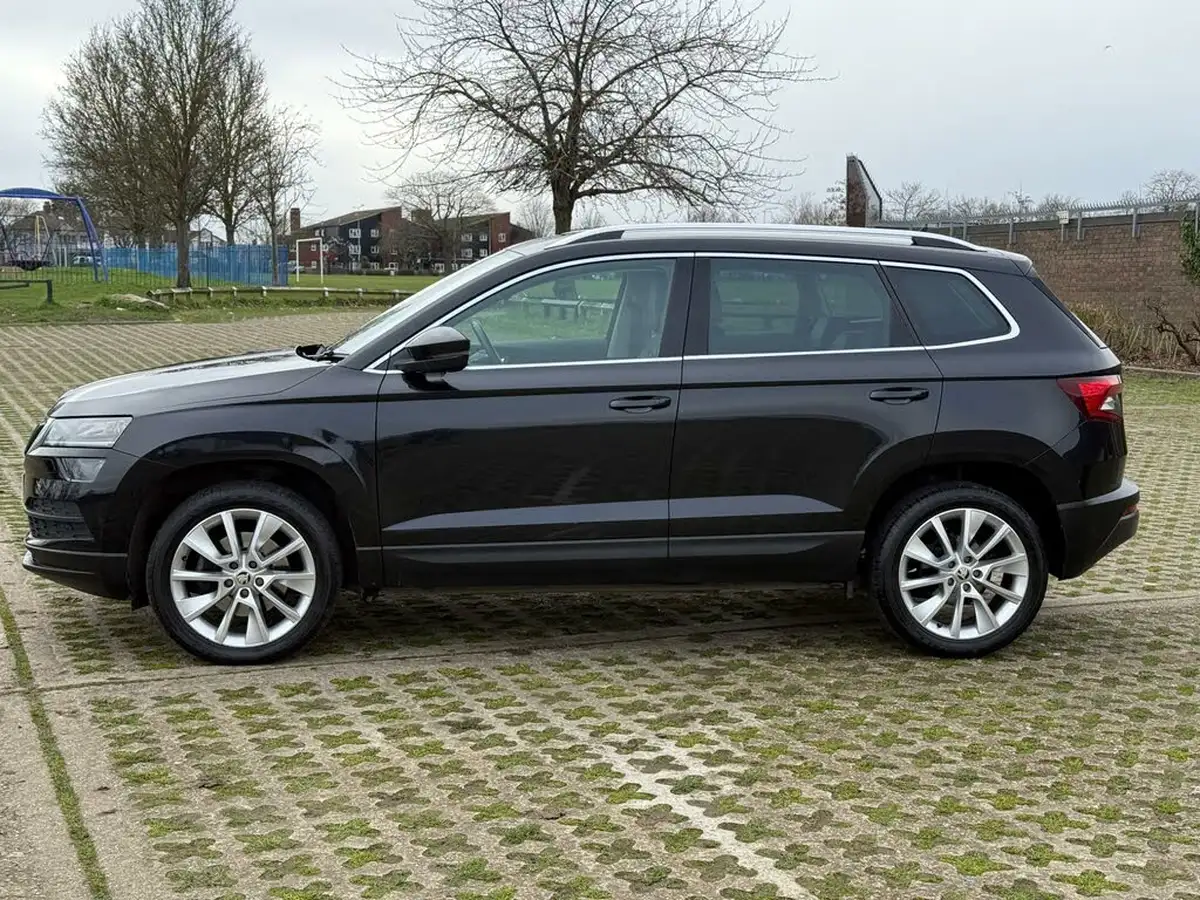 2018-skoda-karoq-15-tsi-se-l-ss-big-1