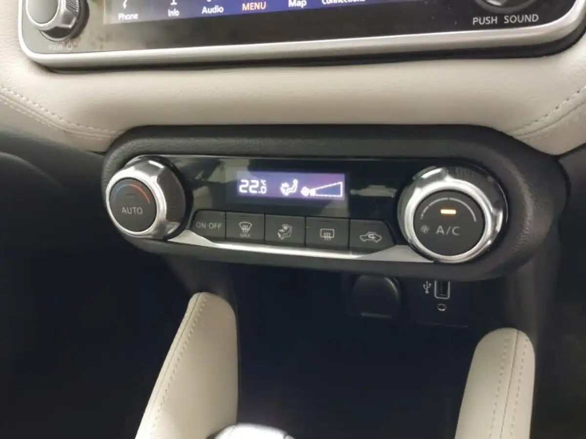 2020-nissan-micra-10-ig-t-tekna-100ps-xtronic-cvt-big-17
