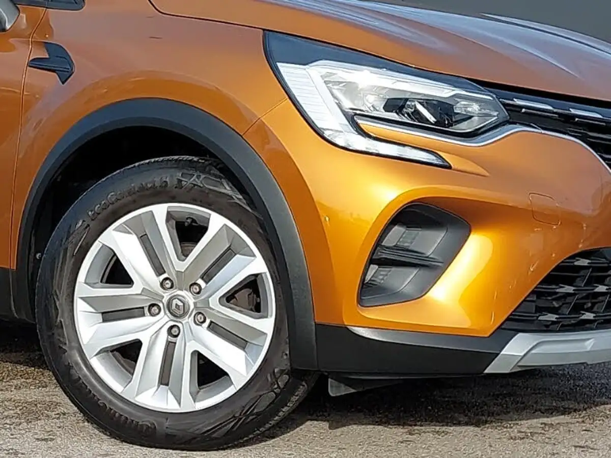2021-renault-captur-10-tce-play-100bhp-big-8