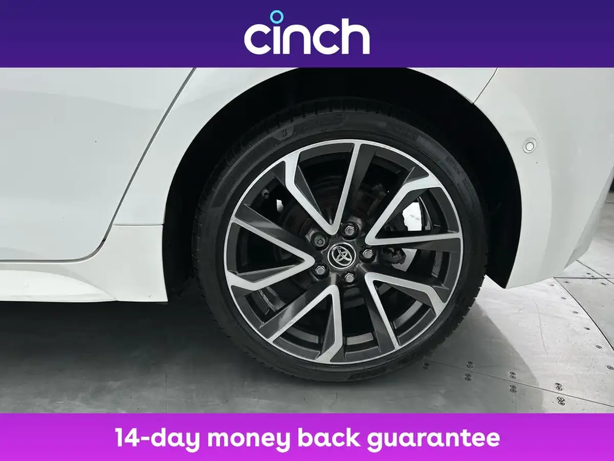 2020-toyota-corolla-18-vvt-i-excel-trk-hatchback-big-17