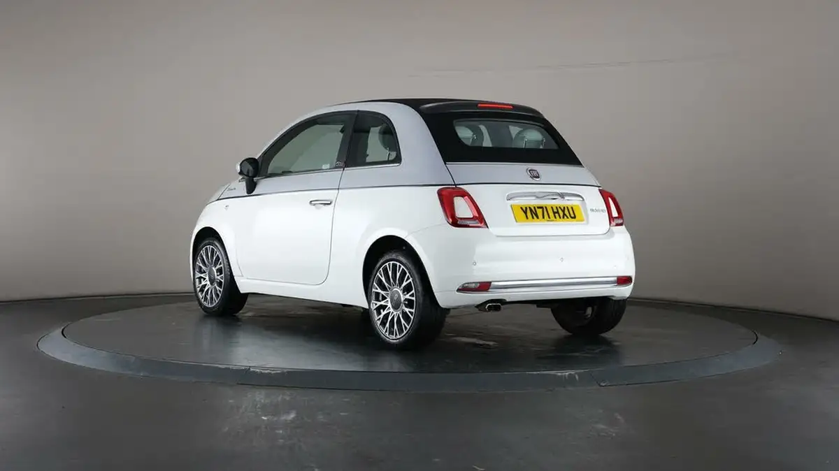 2021-fiat-500c-10-dolcevita-big-66
