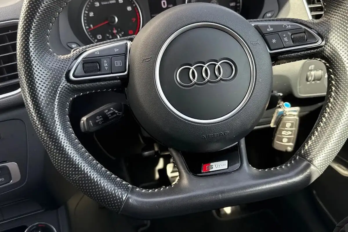 2018-audi-q3-20-tfsi-quattro-black-edition-big-49