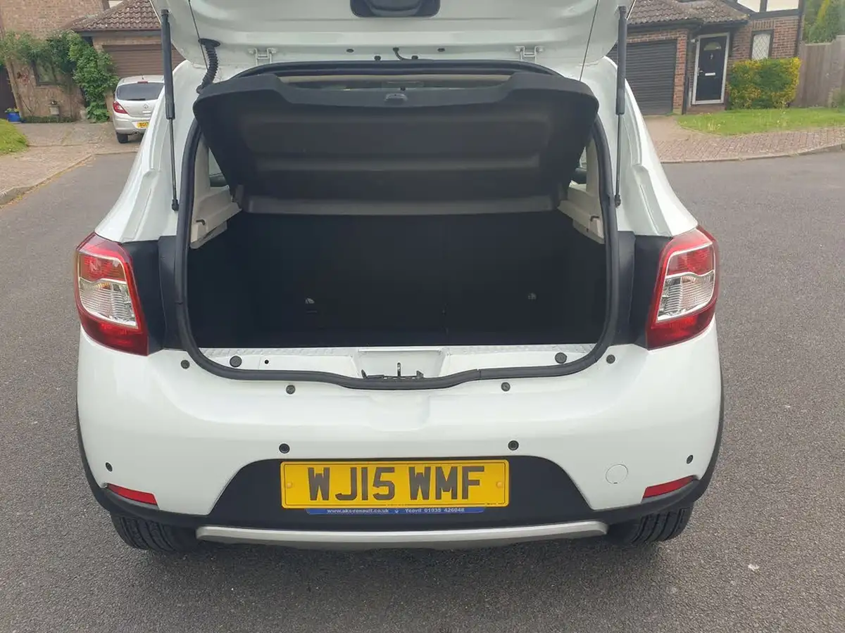 2015-dacia-sandero-stepway-15d-laureate-big-8