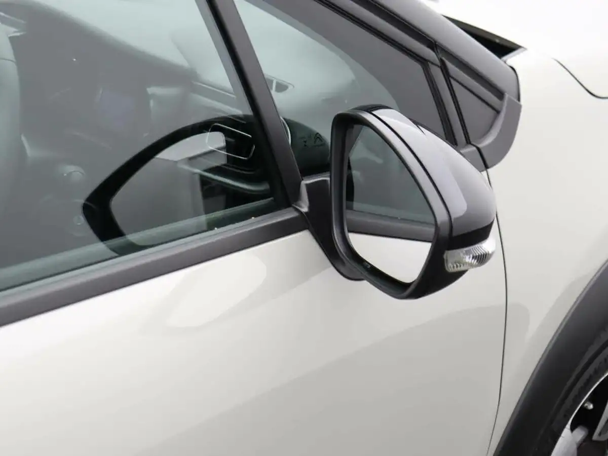2023-citroen-c3-12-puretech-c-series-edition-83ps-ss-big-54