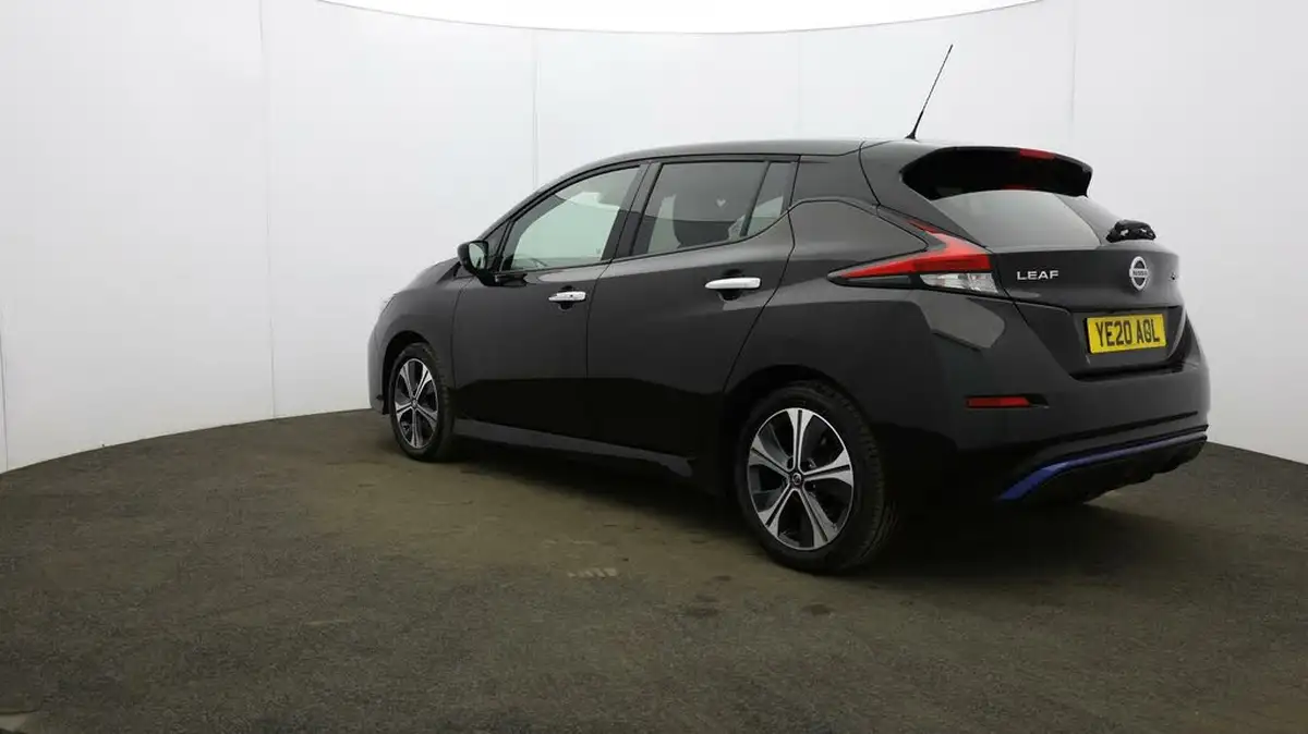2020-nissan-leaf-e-n-connecta-big-54