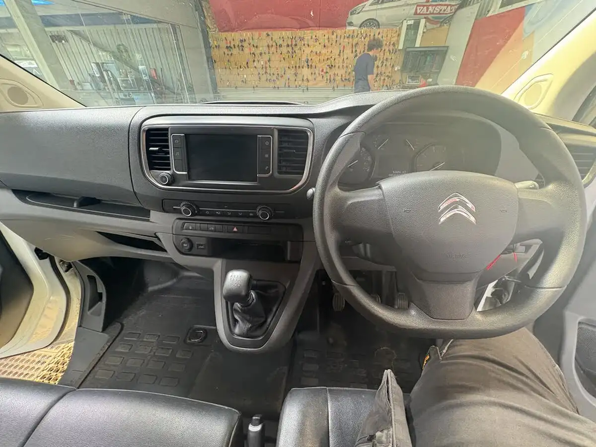 2019-citroen-dispatch-20bluehdi-enterprise-m-1400-120pseu6d-ss-panel-big-9