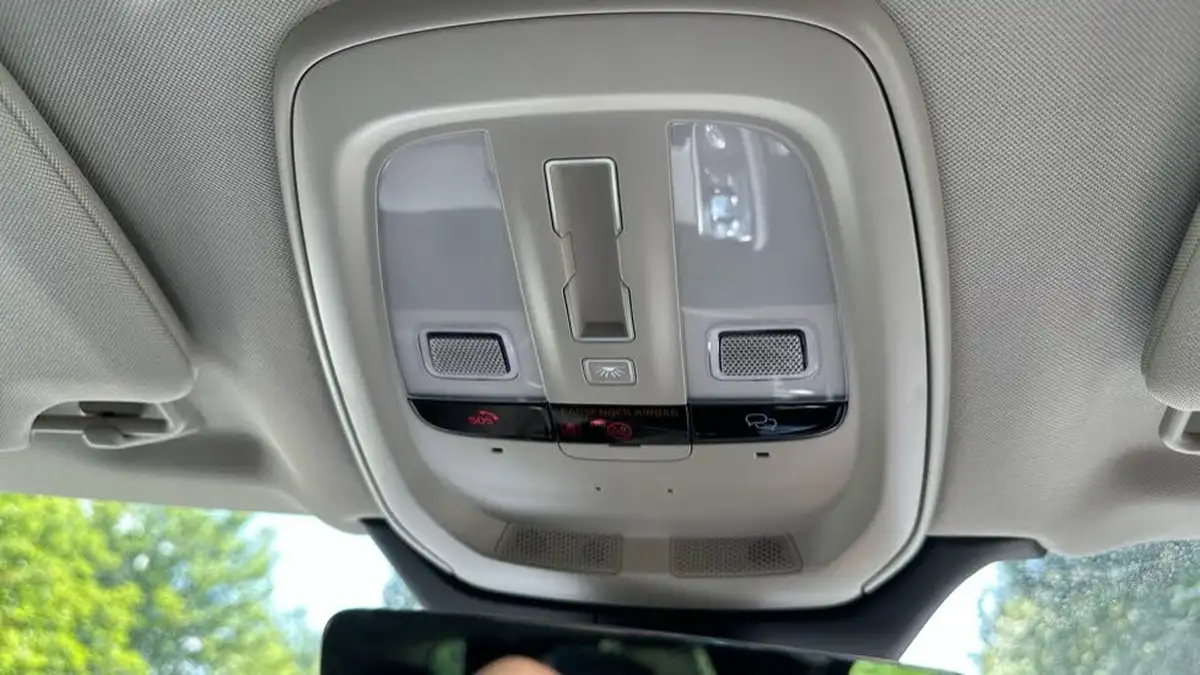 2024-volvo-xc90-20-t8-ultimate-dark-big-44