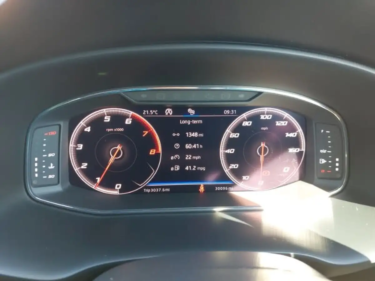 2020-seat-leon-15-tsi-evo-fr-black-edition-150ps-hatchback-dsg-big-9