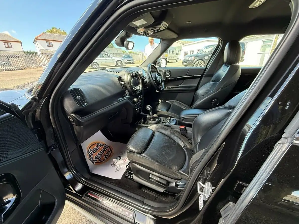 2018-mini-countryman-20-cooper-s-ss-auto-big-1