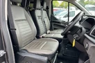 2023-ford-tourneo-custom-small-15
