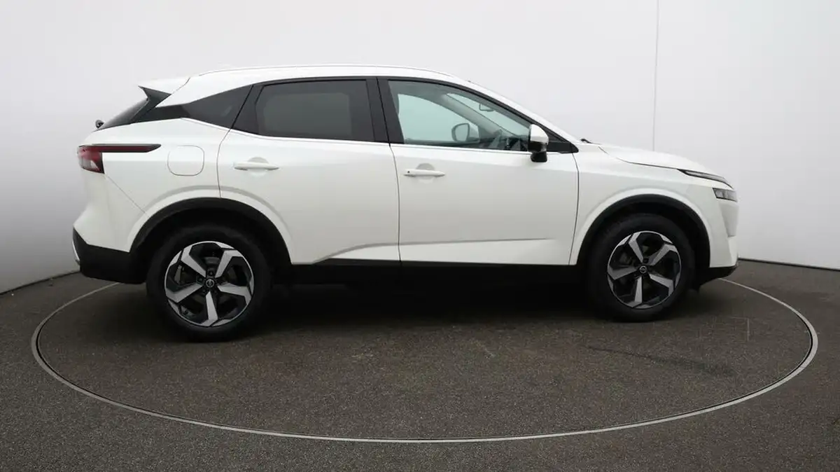 2022-nissan-qashqai-13-dig-t-n-connecta-140ps-big-50