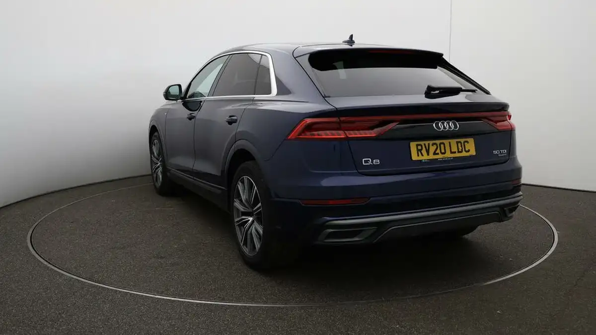 2020-audi-q8-30-50-tdi-s-line-big-61