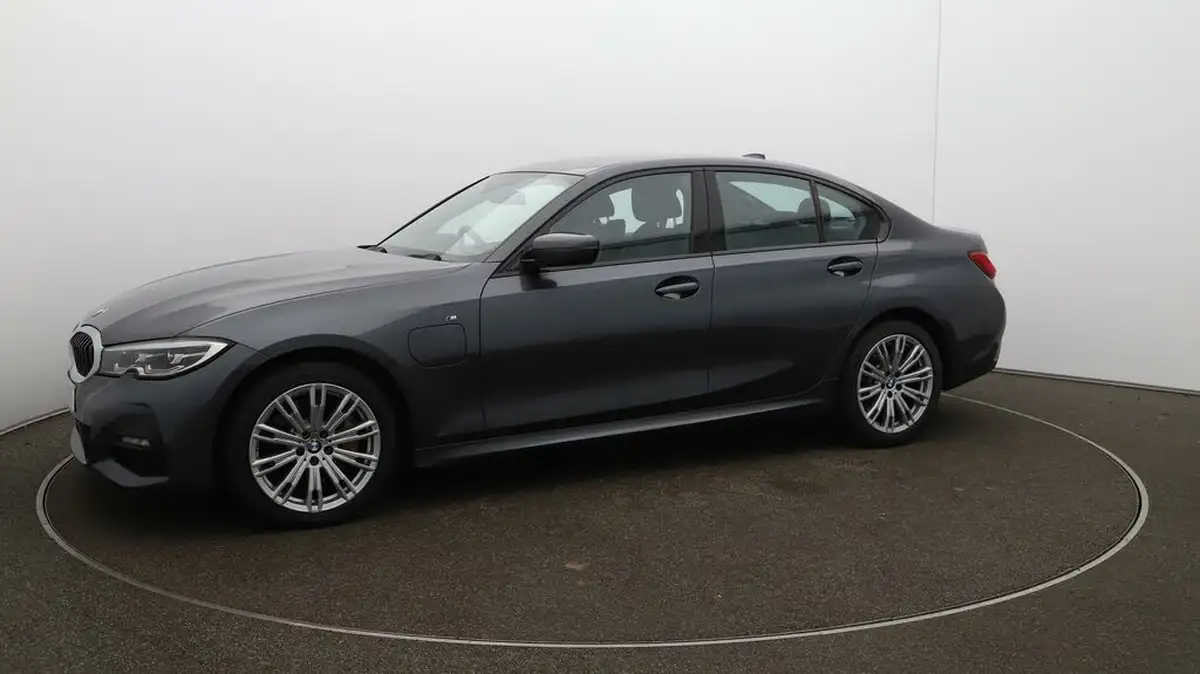 2020-bmw-3-series-20-330e-m-sport-saloon-4d-big-66