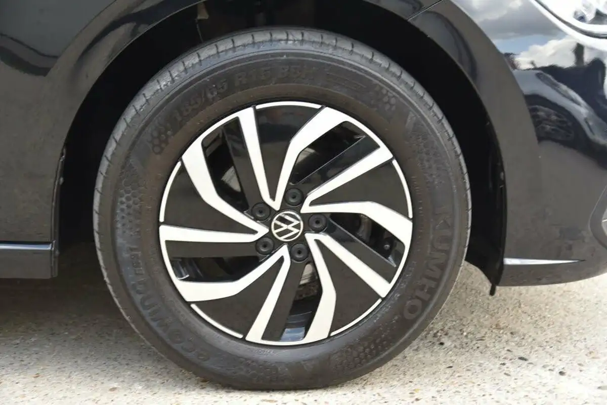 2022-volkswagen-polo-10-tsi-life-dsg-big-51