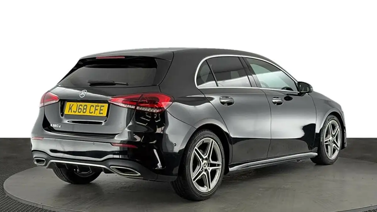 2018-mercedes-benz-a-class-15d-a180d-amg-line-116ps-premiumss-hatchback-5d-7g-dct-big-3