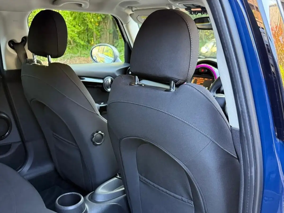 2017-mini-cooper-20-cooper-s-seven-media-xlss-5d-big-25