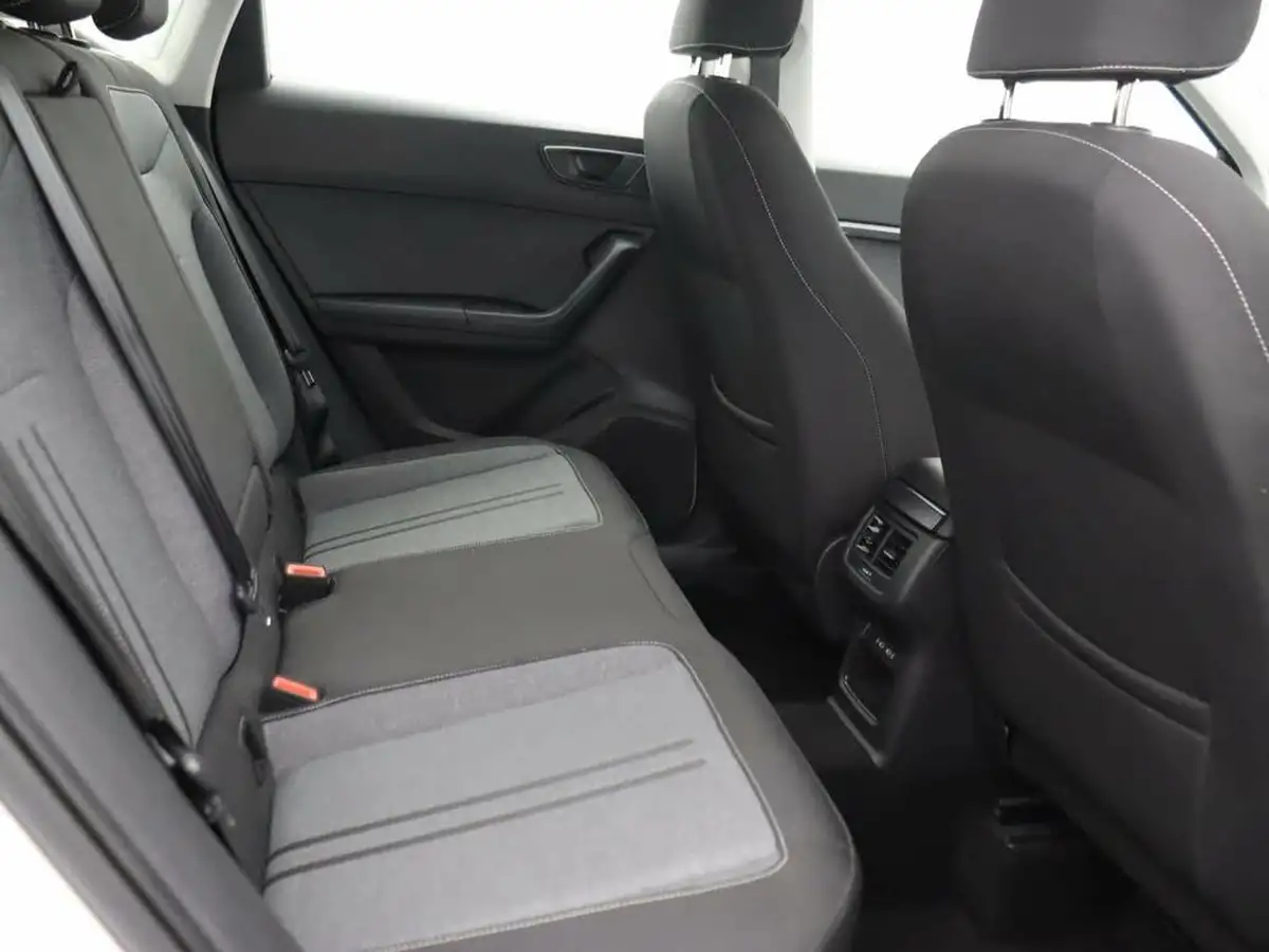 2022-seat-ateca-15-ecotsi-se-technology-dsg-big-32