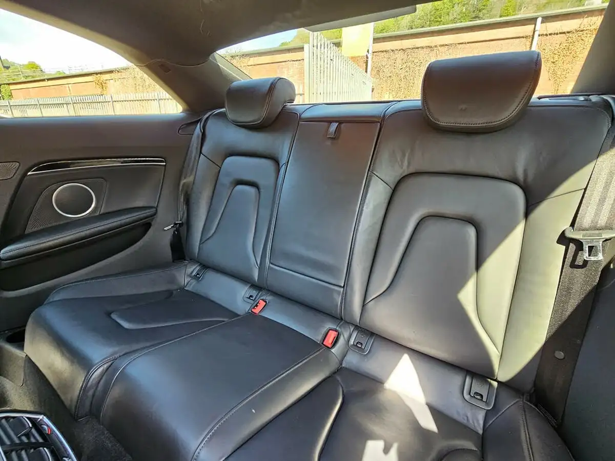 2013-audi-a5-20td-black-edition-177ps-coupe-2d-big-13