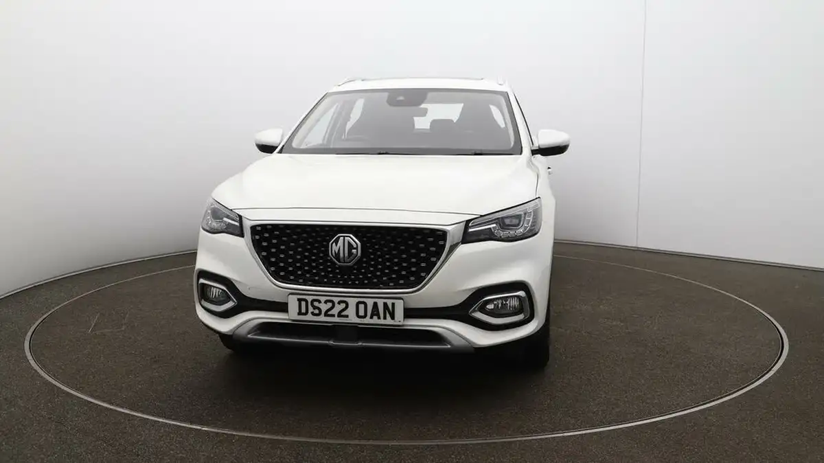 2022-mg-hs-15t-gdi-exclusive-162ps-dct-big-39