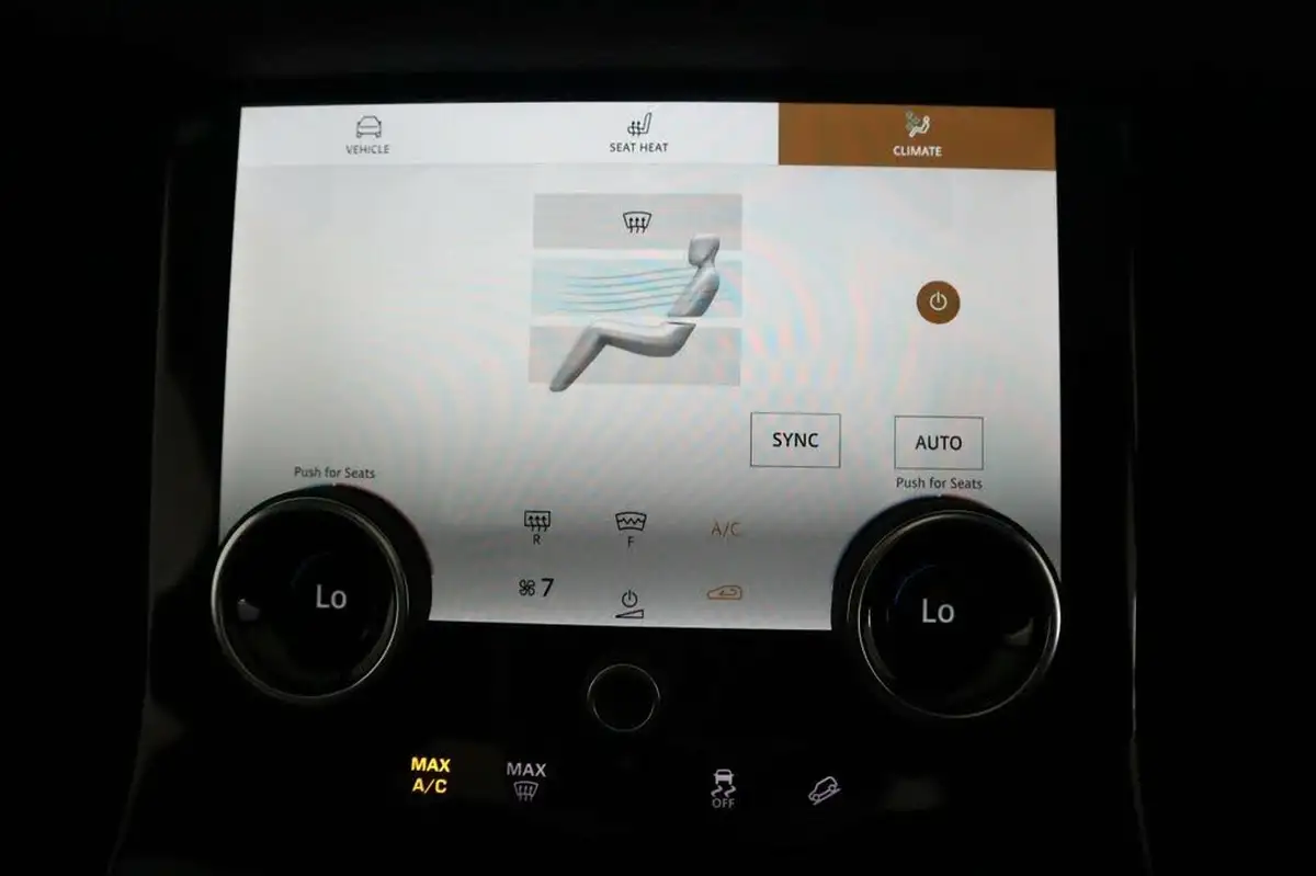 2022-land-rover-range-rover-velar-20-p400e-r-dynamic-se-big-31