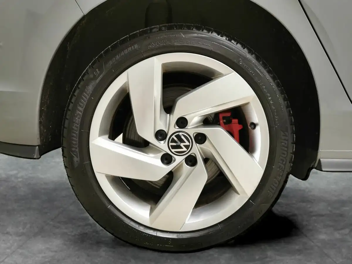 2021-volkswagen-golf-14-tsi-gte-big-33