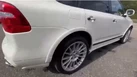 2010-porsche-cayenne-small-9