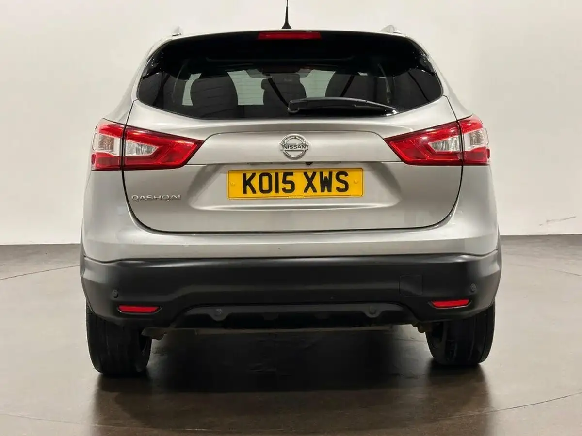 2015-nissan-qashqai-16dci-tekna-big-5