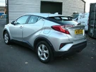 2018-toyota-c-hr-18-vvt-i-icon-small-5