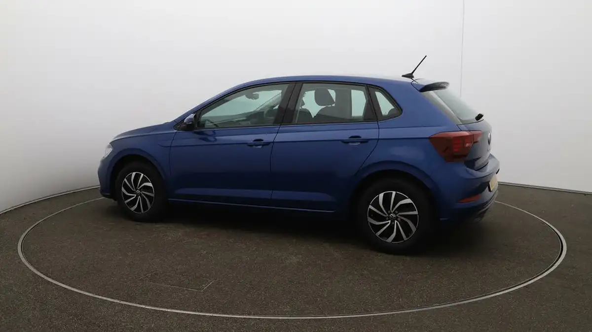 2023-volkswagen-polo-10-life-big-45