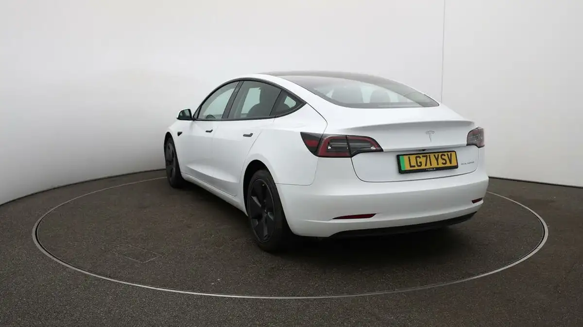 2021-tesla-model-3-e-long-range-awd-big-60