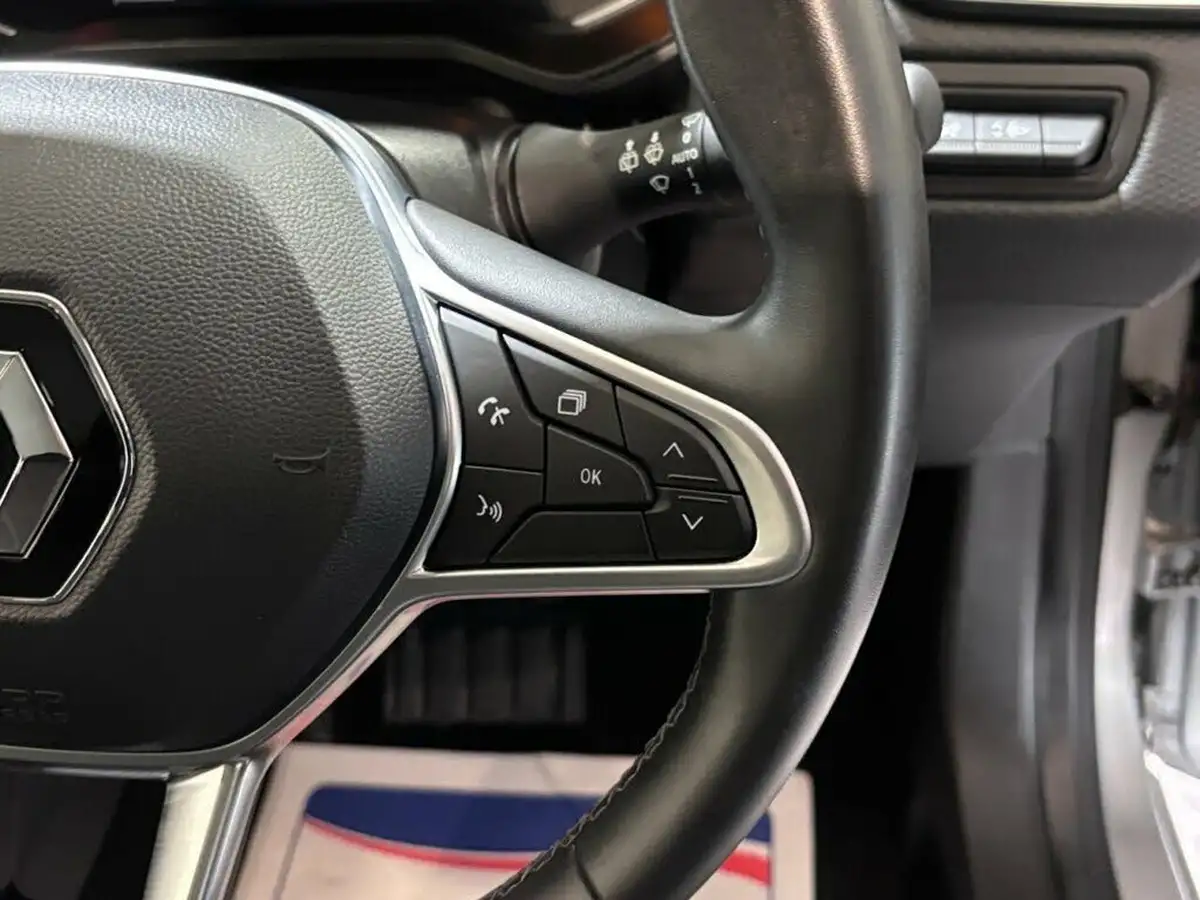 2023-renault-clio-10-tce-evolution-big-23