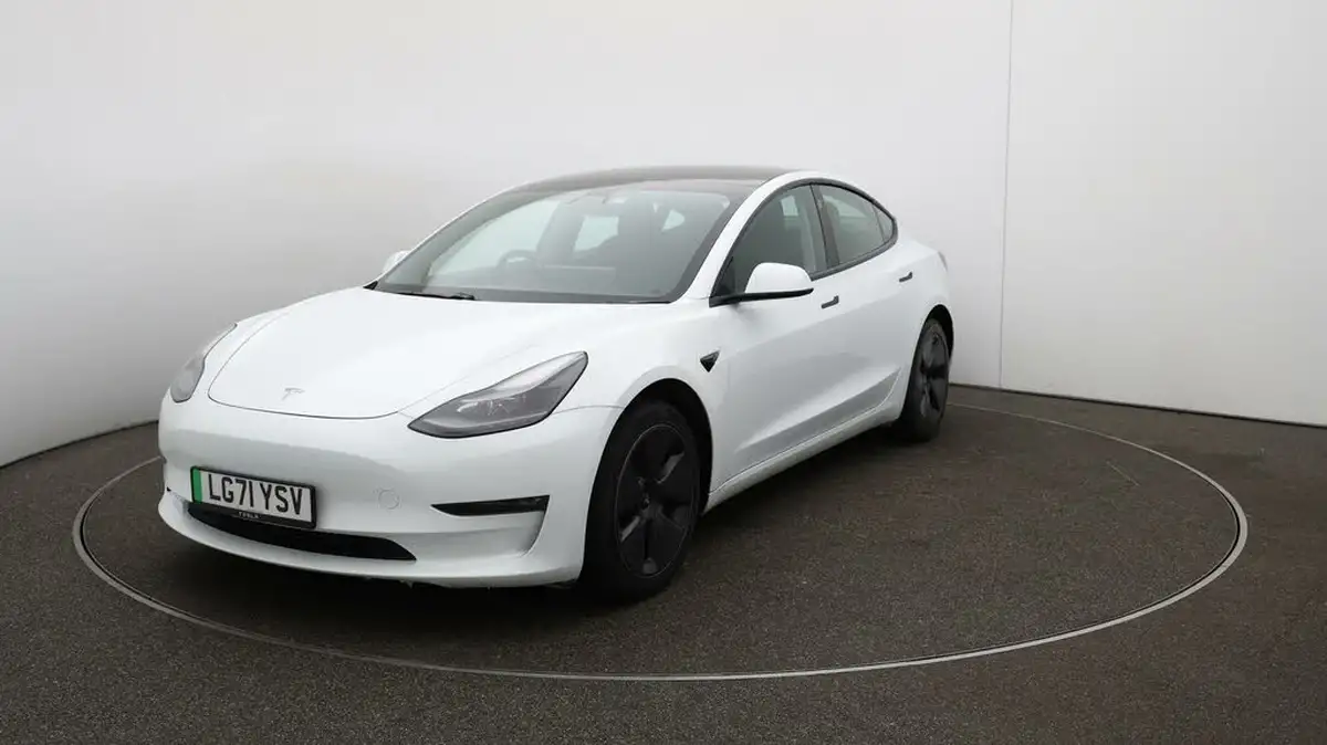 2021-tesla-model-3-e-long-range-awd-big-36