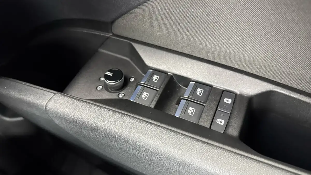 2022-audi-q4-e-tron-35e-sportback-big-21