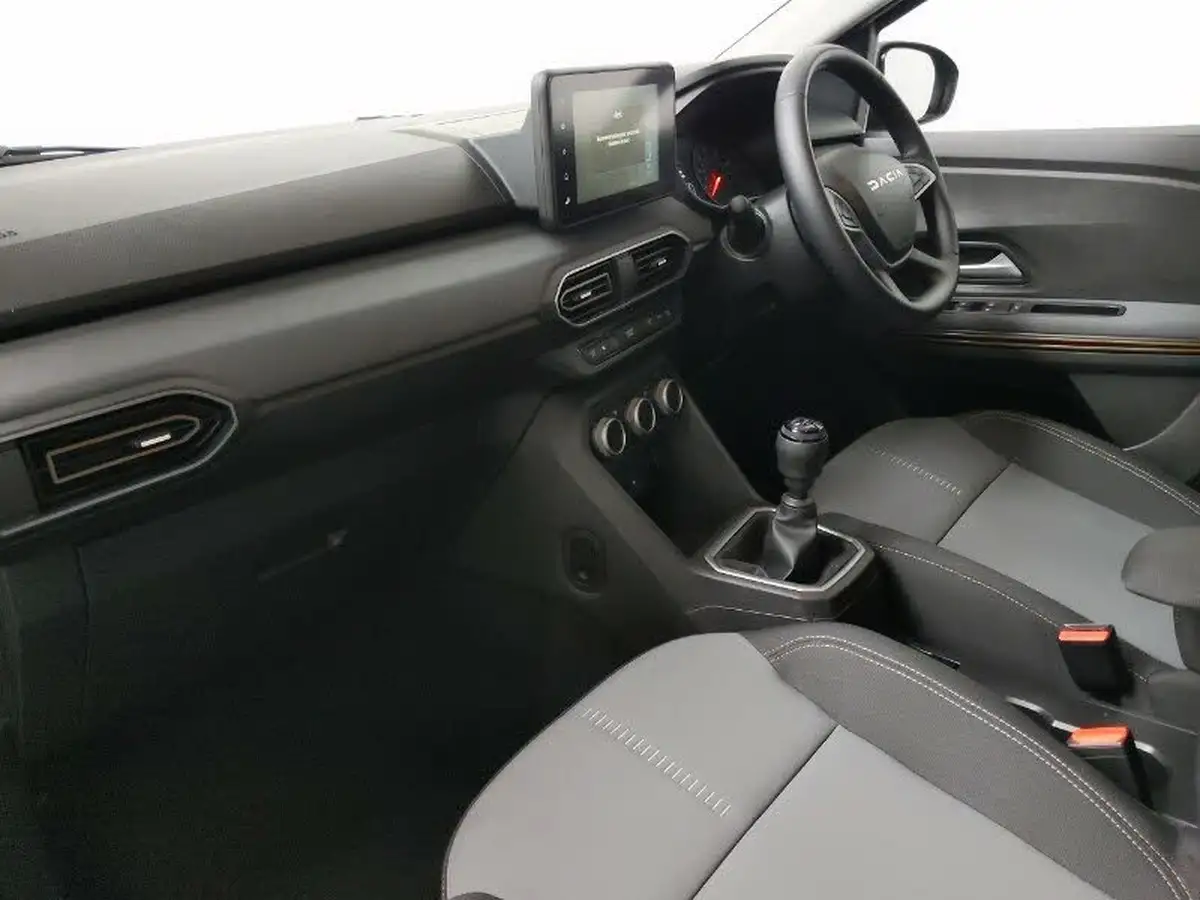 2023-dacia-sandero-stepway-10-tce-essential-90bhp-big-4