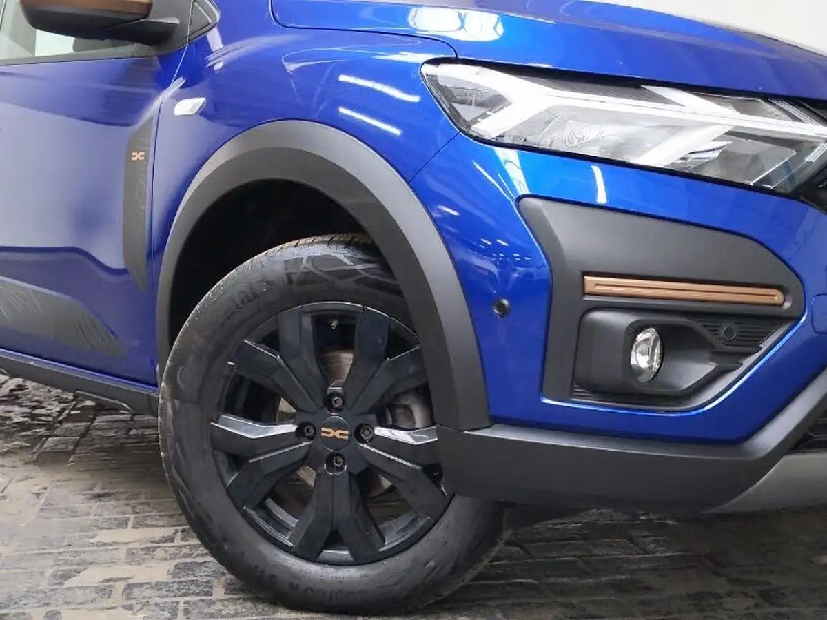 2023-dacia-sandero-stepway-10-tce-essential-90bhp-big-8