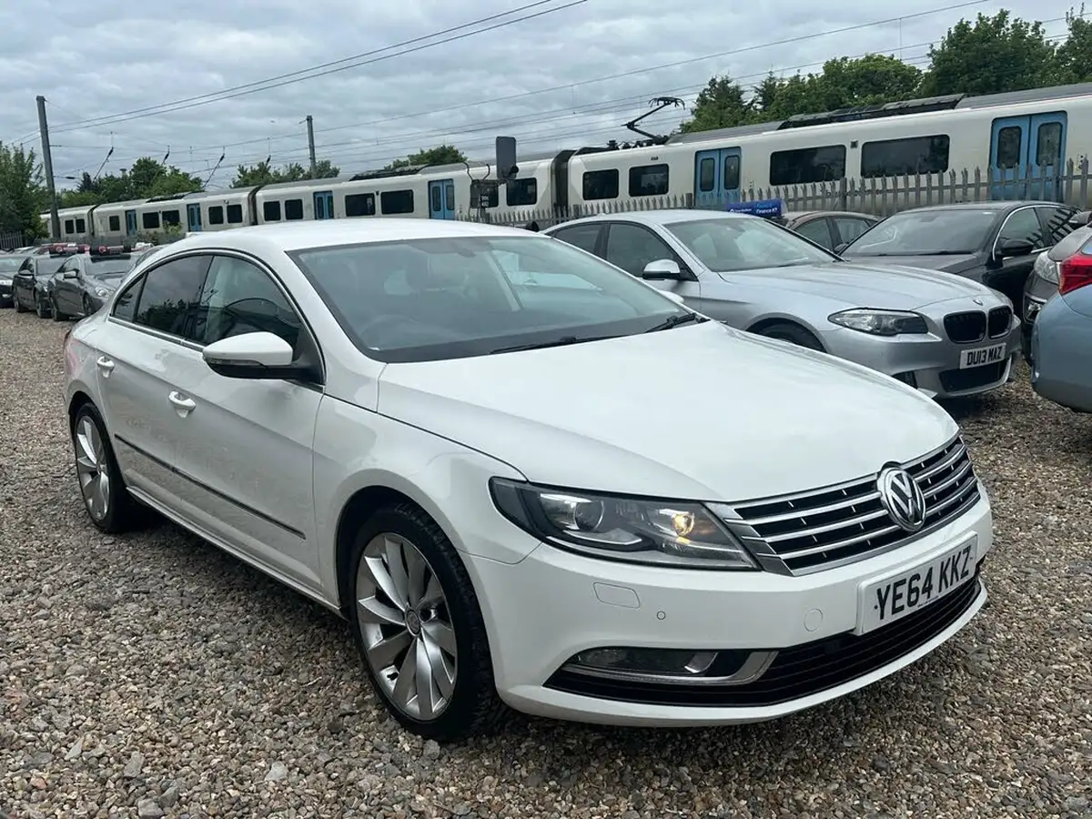2014-volkswagen-cc-20tdi-gt-bmt-dsg-big-14