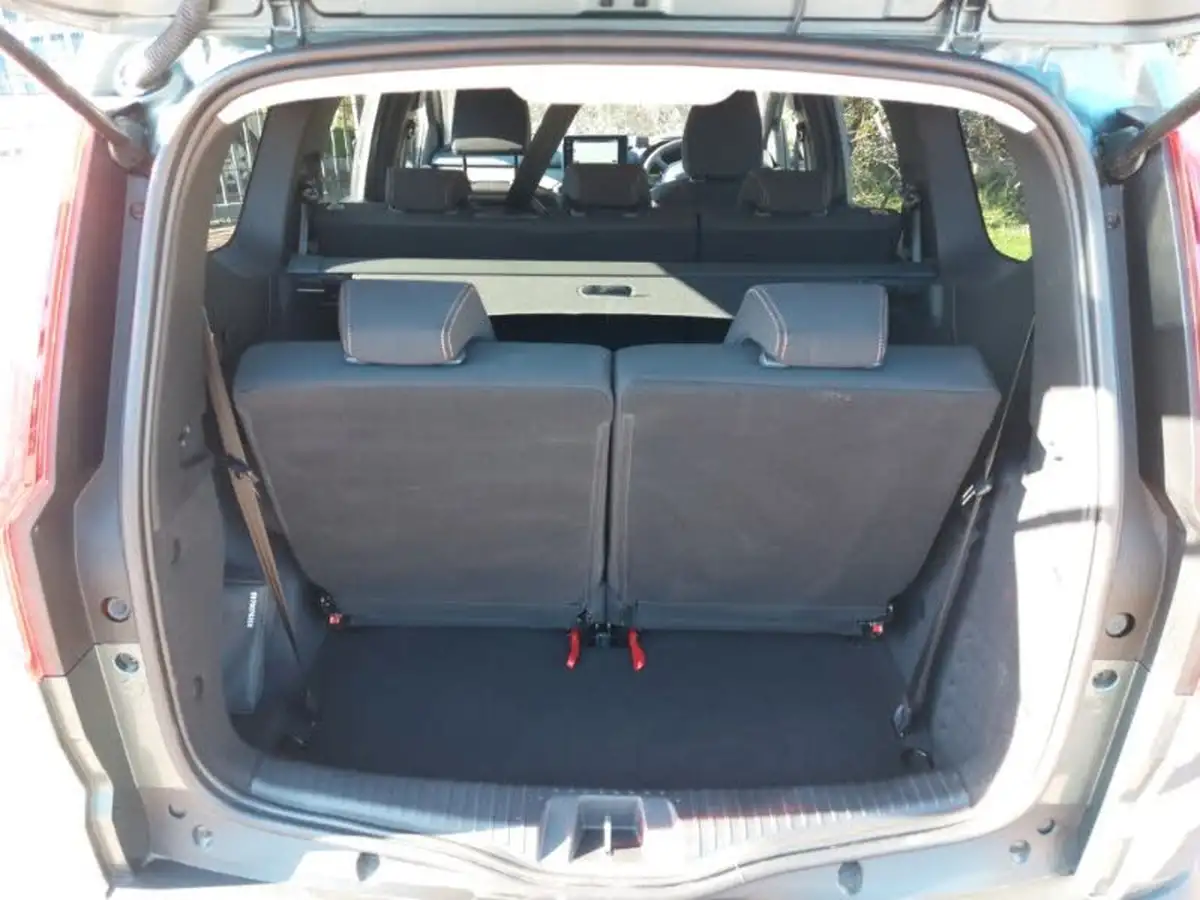 2024-dacia-jogger-16-tce-extreme-big-7